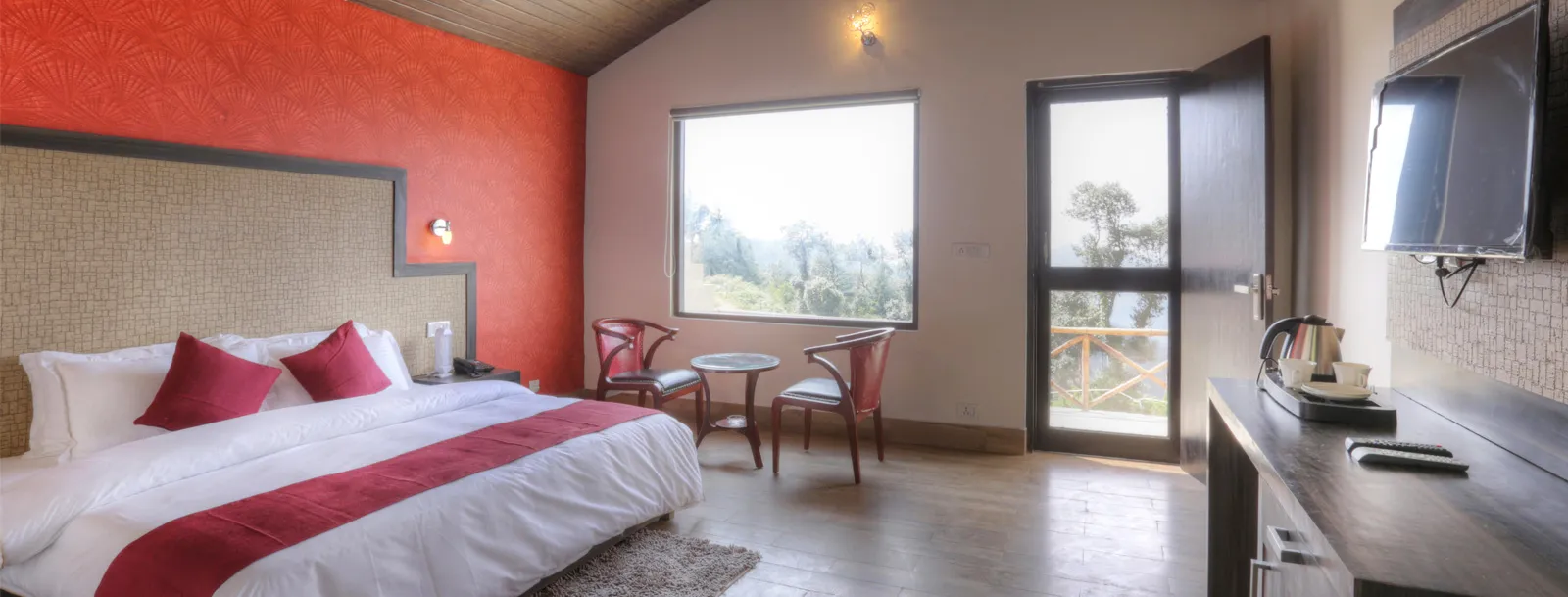 Super Deluxe Room Package - Vue Magique Resort Chail